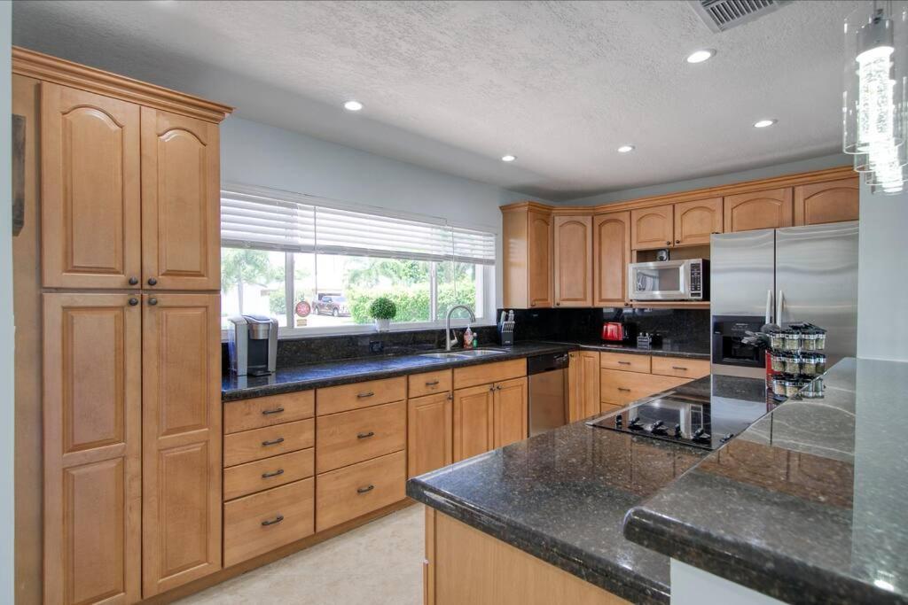 Paradise 4 Min To The Beach With Private Heated Pool Deerfield Beach Extérieur photo