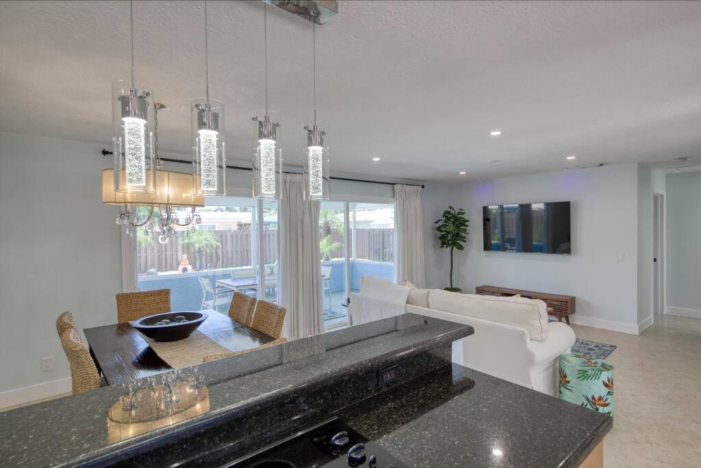 Paradise 4 Min To The Beach With Private Heated Pool Deerfield Beach Extérieur photo